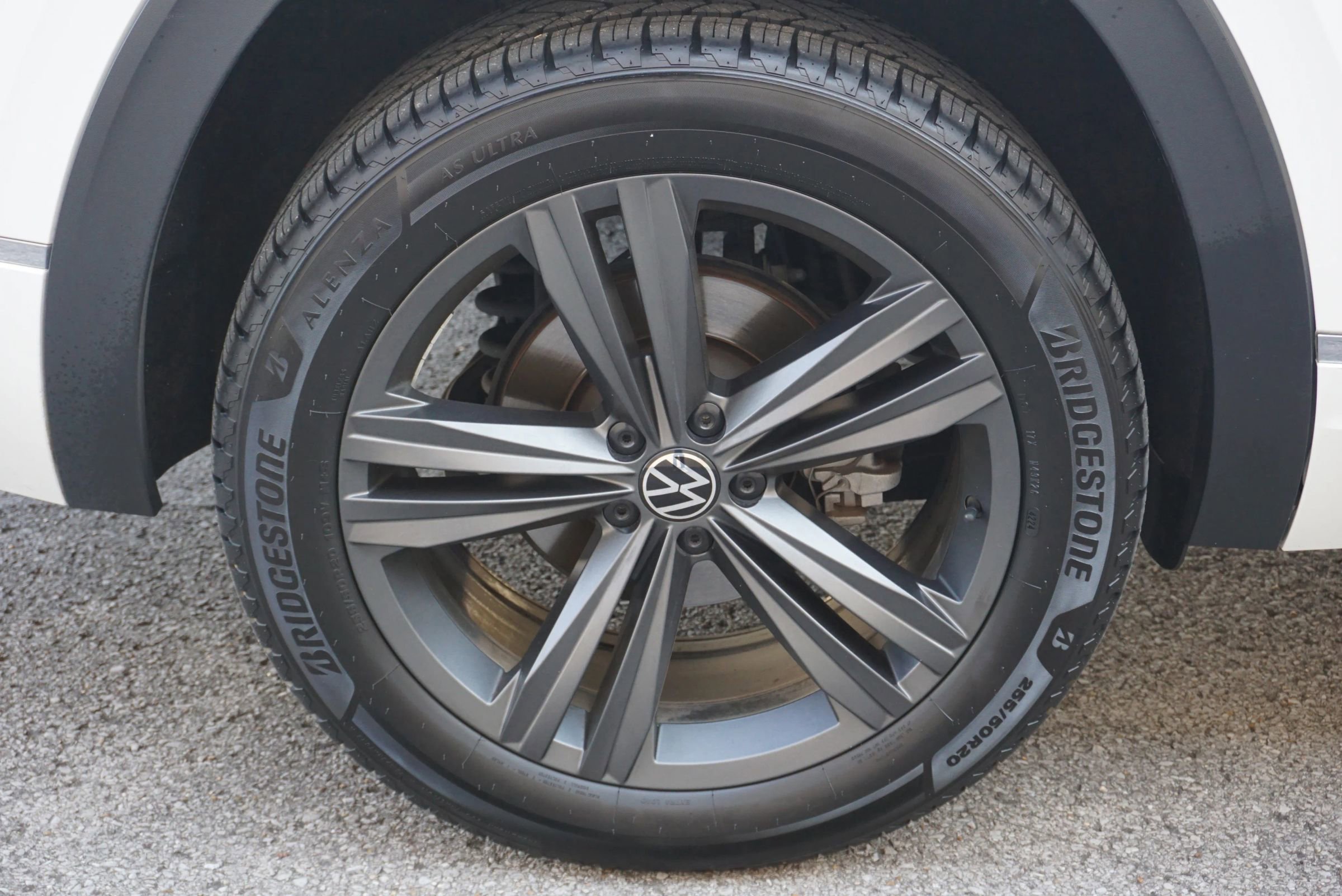 Used 2021 Volkswagen Atlas SE w/ Panoramic Sunroof Package image 12