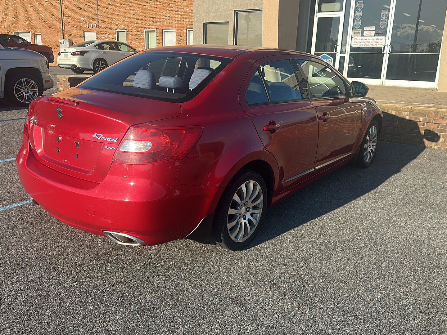 Used 2013 Suzuki Kizashi SE AWD/4WD image 3