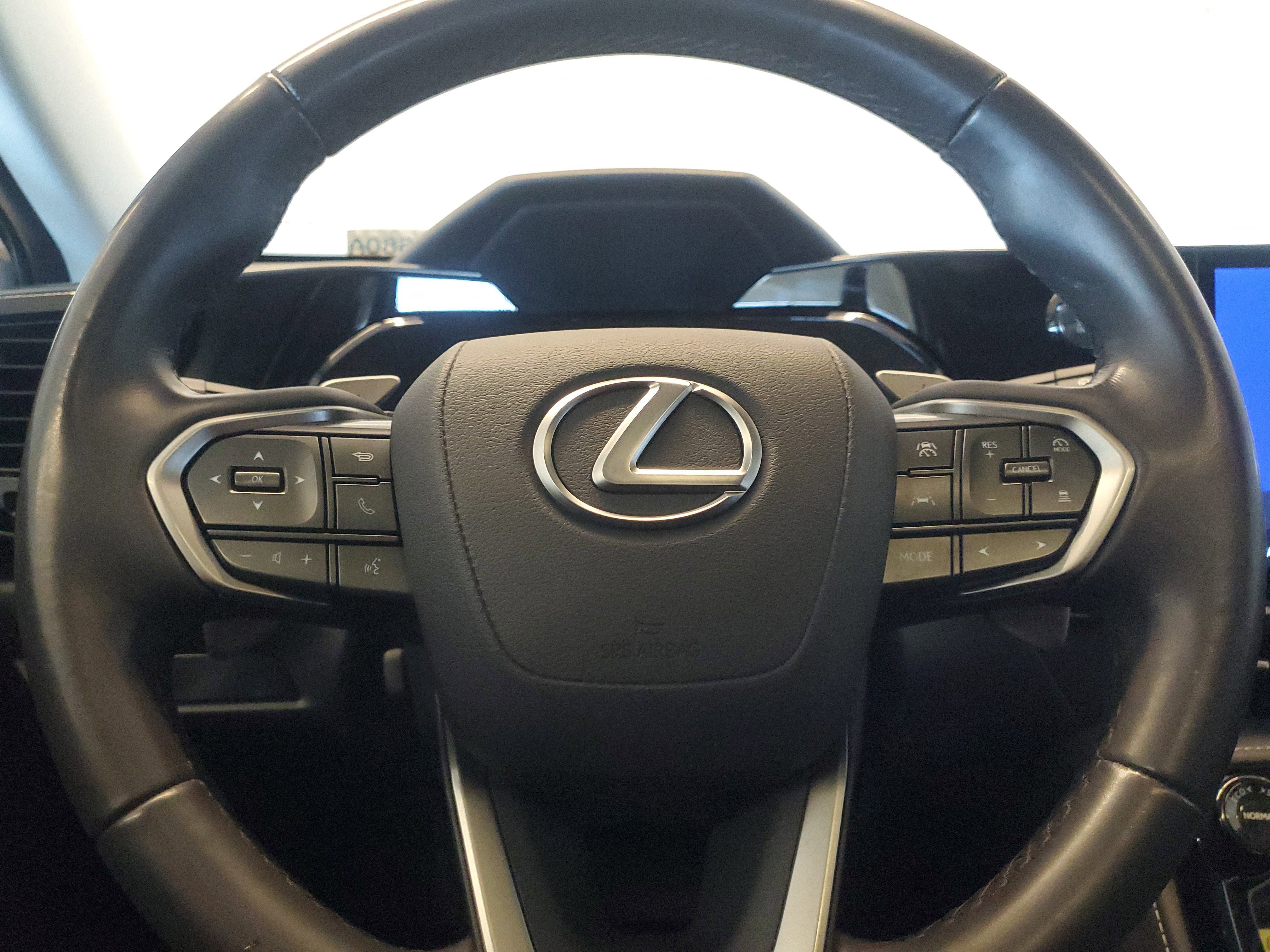 Used 2024 Lexus NX 250 FWD image 24