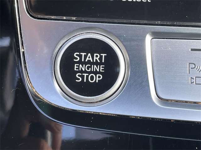 Used 2023 Audi Q8 Prestige w/ Prestige Package image 19