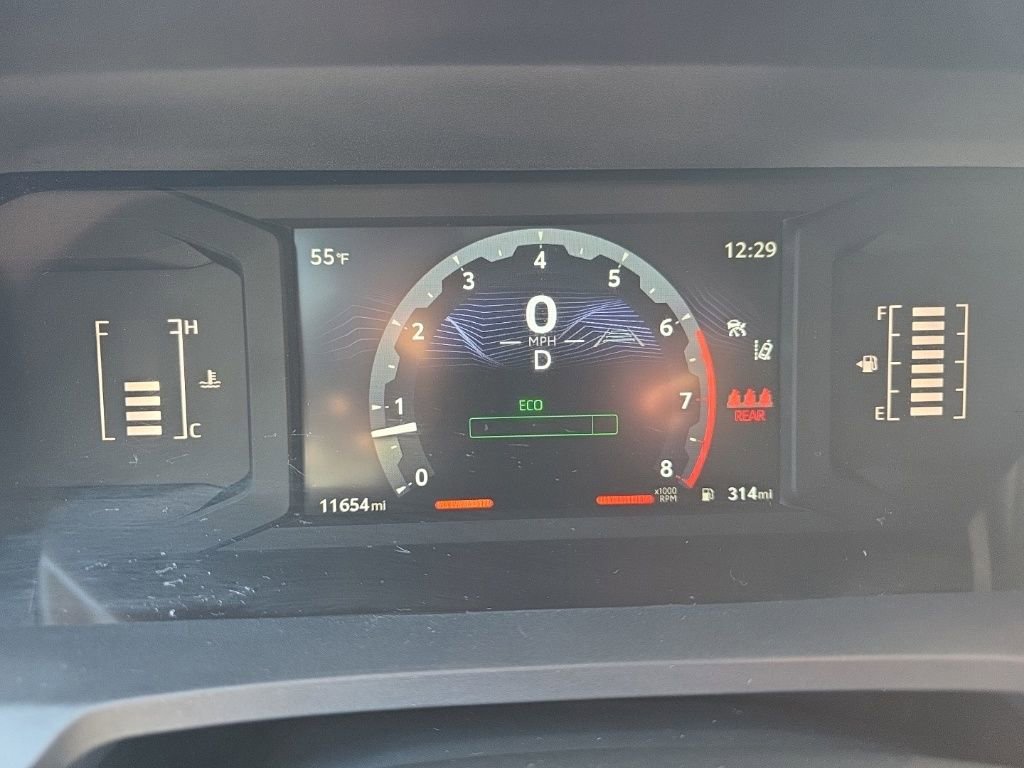 Used 2024 Toyota Tacoma SR5 w/ SR5 Upgrade Package image 27