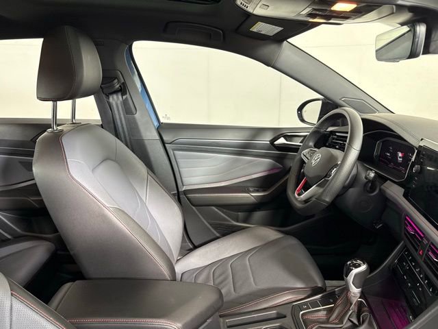 Used 2025 Volkswagen Jetta GLI Autobahn FWD image 28