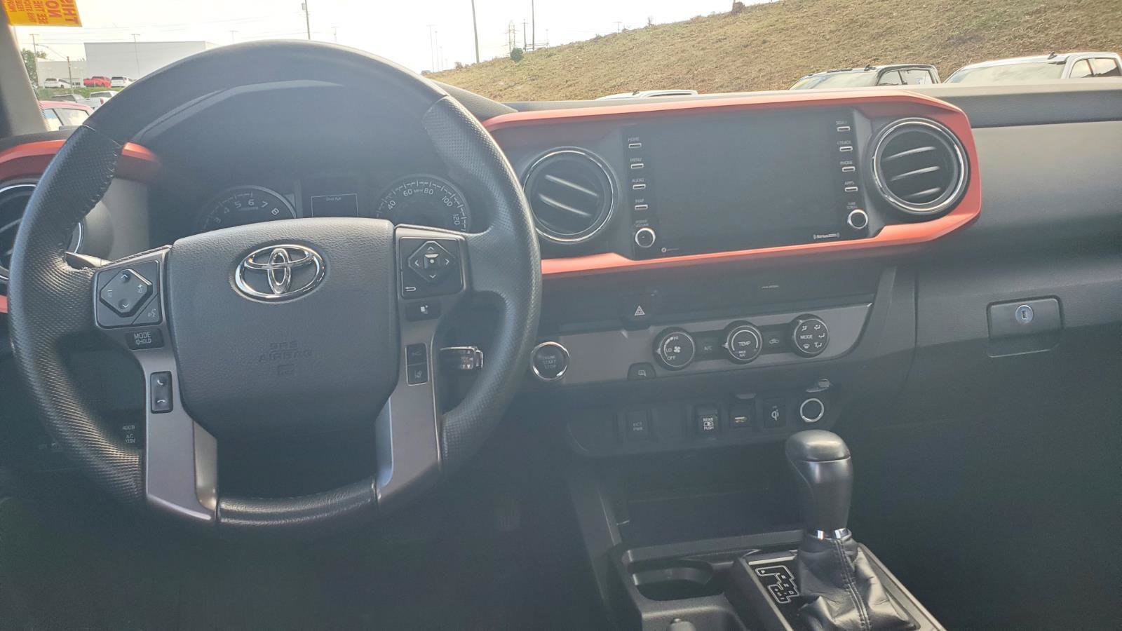 Used 2020 Toyota Tacoma TRD Sport RWD image 7