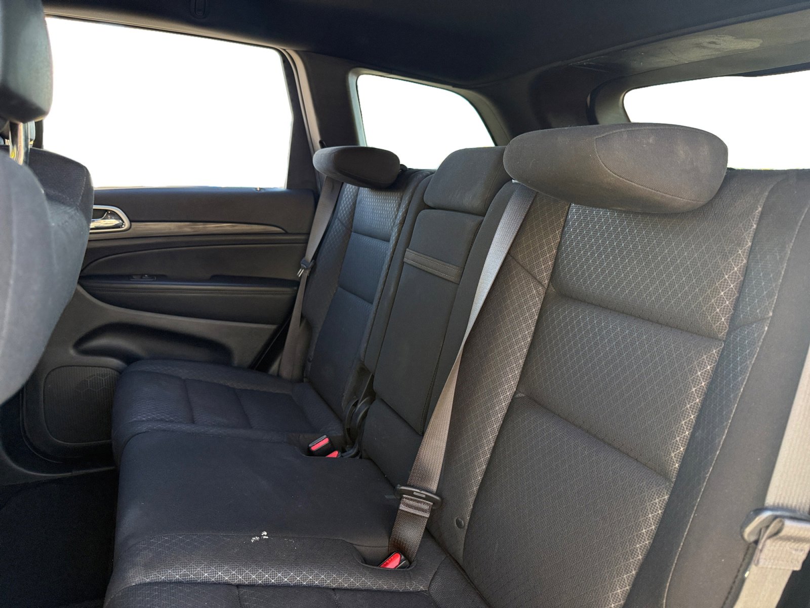 Used 2021 Jeep Grand Cherokee Laredo image 13