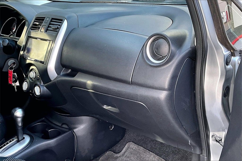 Used 2014 Nissan Versa Note SV image 25