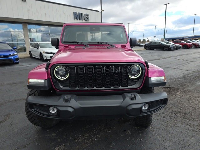 Used 2024 Jeep Gladiator Sport image 11