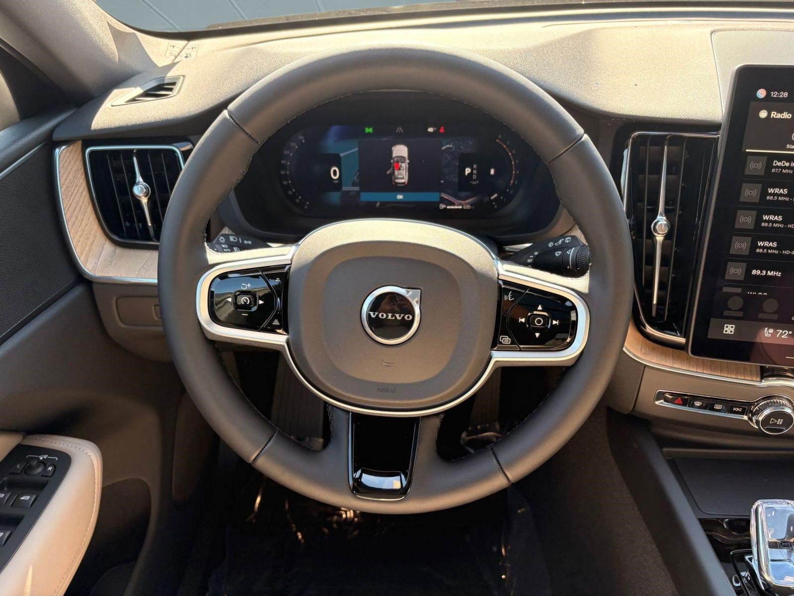 New 2026 Volvo XC60 B5 Plus w/ Climate Package AWD/4WD image 17