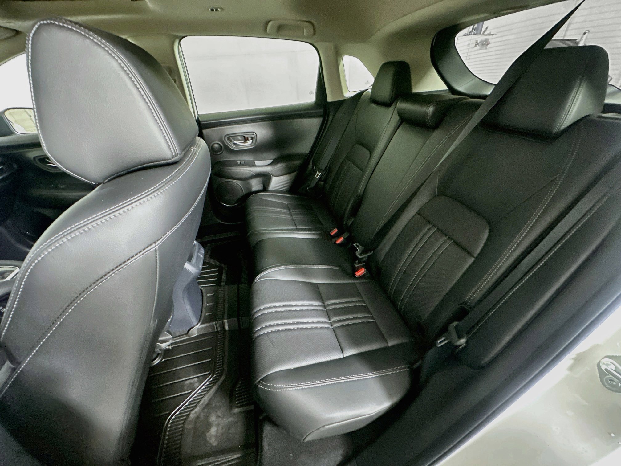 Used 2024 Honda HR-V EX-L image 26