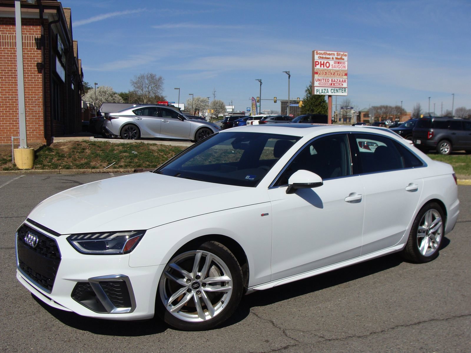 Used 2023 Audi A4 2.0T Premium w/ Convenience Package AWD/4WD image 3