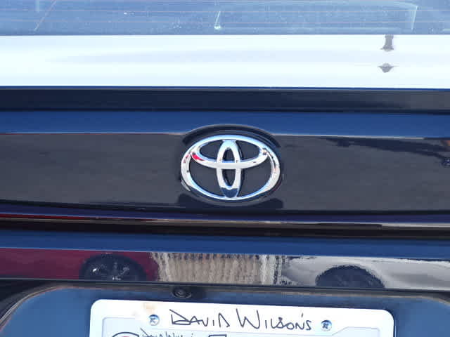 Used 2023 Toyota Corolla SE FWD image 9