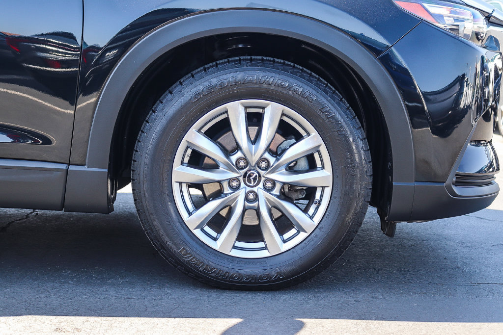 Used 2018 MAZDA CX-9 Touring w/ Touring Premium Package FWD image 10