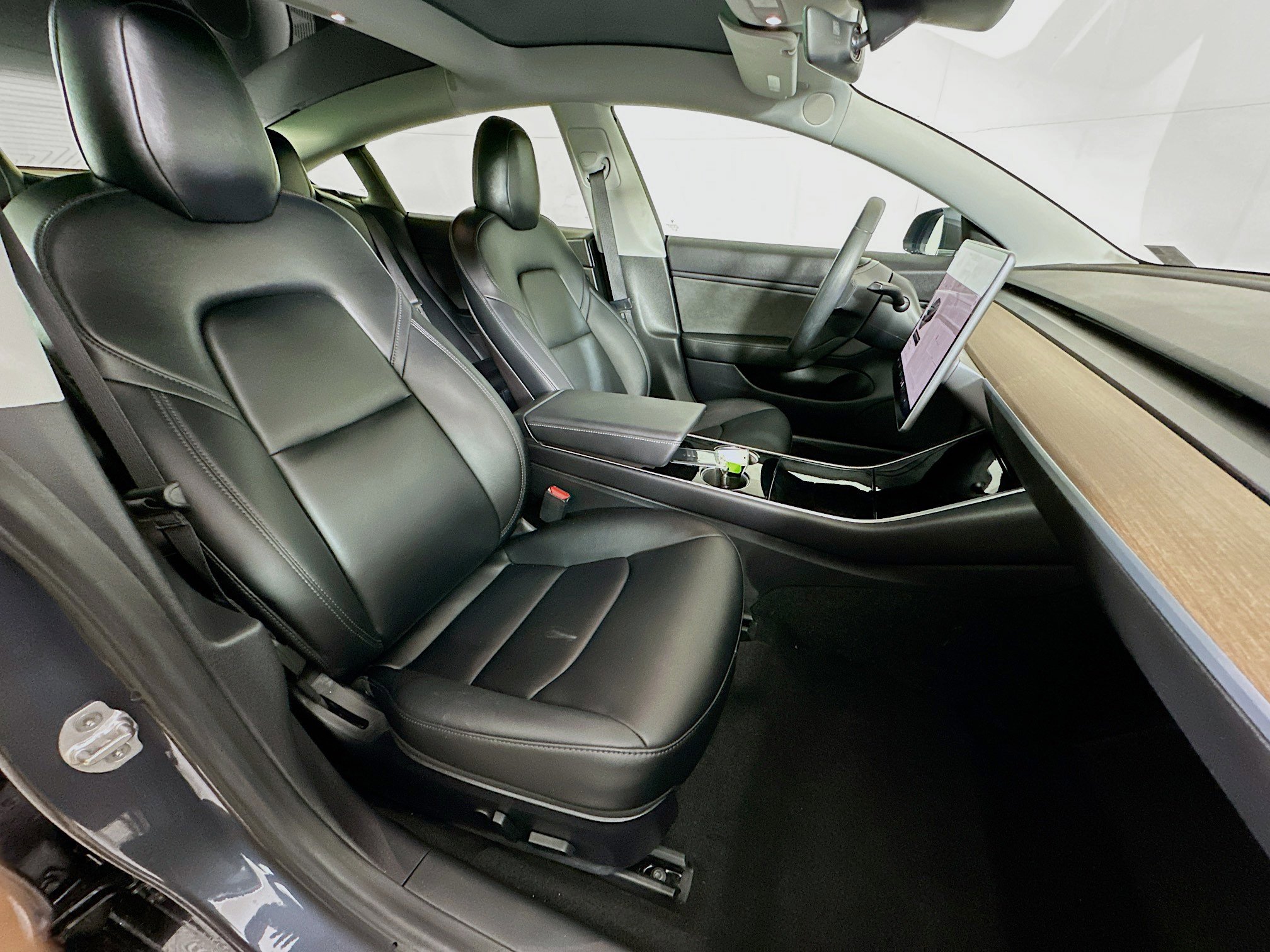 Used 2019 Tesla Model 3 Standard Range RWD image 28