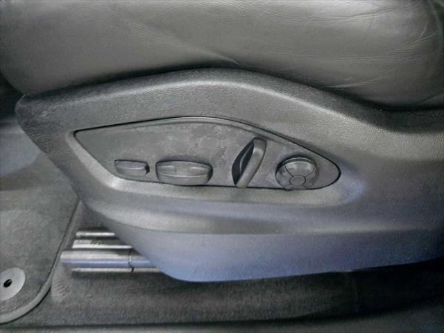 Used 2024 Porsche Cayenne Coupe image 23