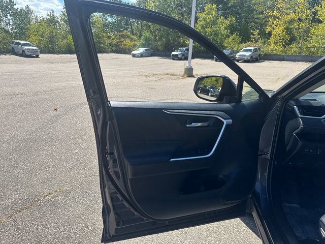 Certified 2025 Toyota RAV4 XLE image 29