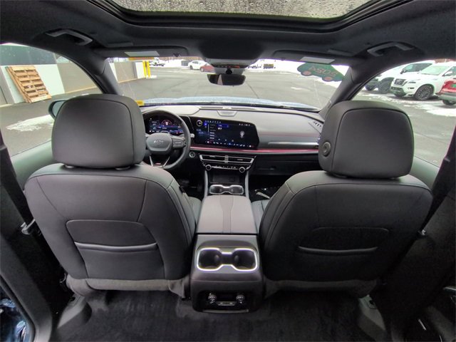 Used 2024 Chevrolet Traverse RS image 21