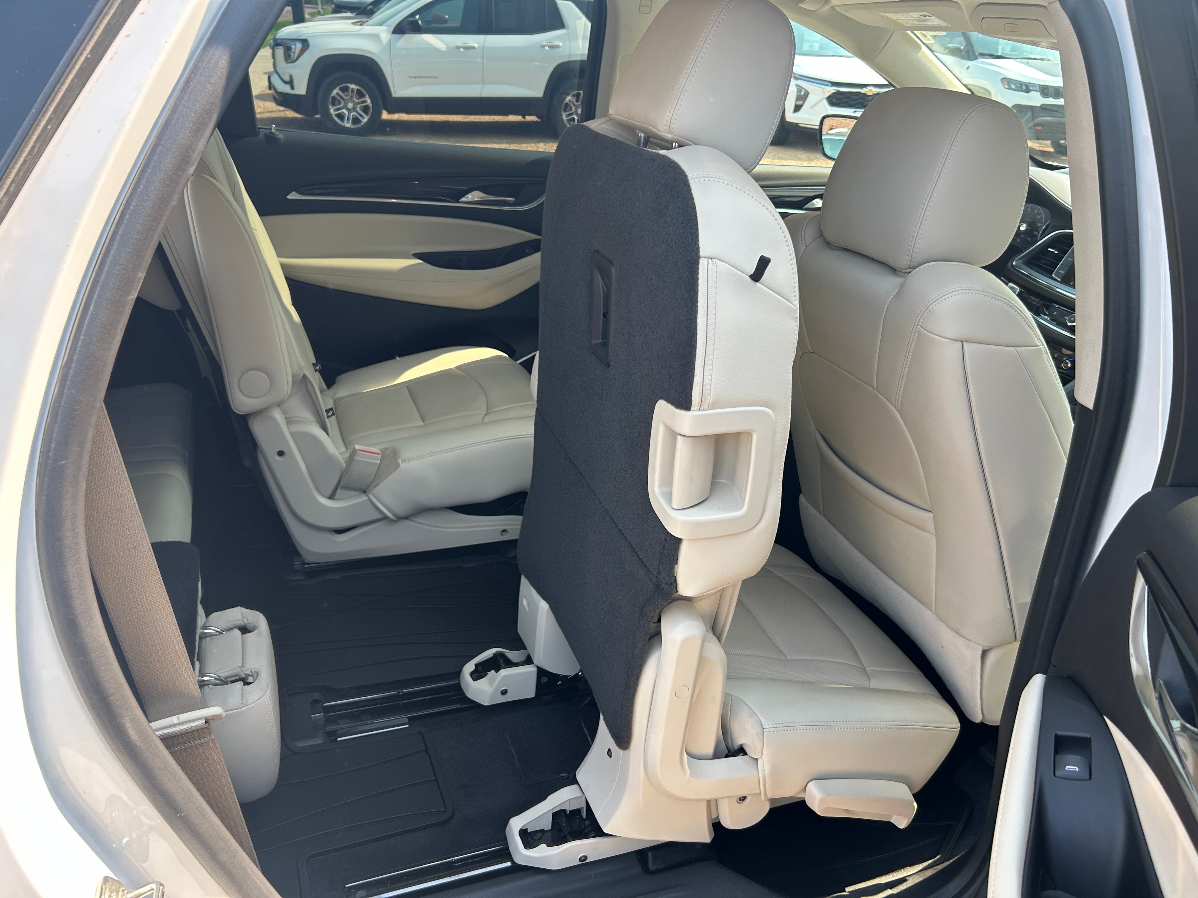 Used 2023 Buick Enclave Premium w/ Experience Buick Package AWD/4WD image 38