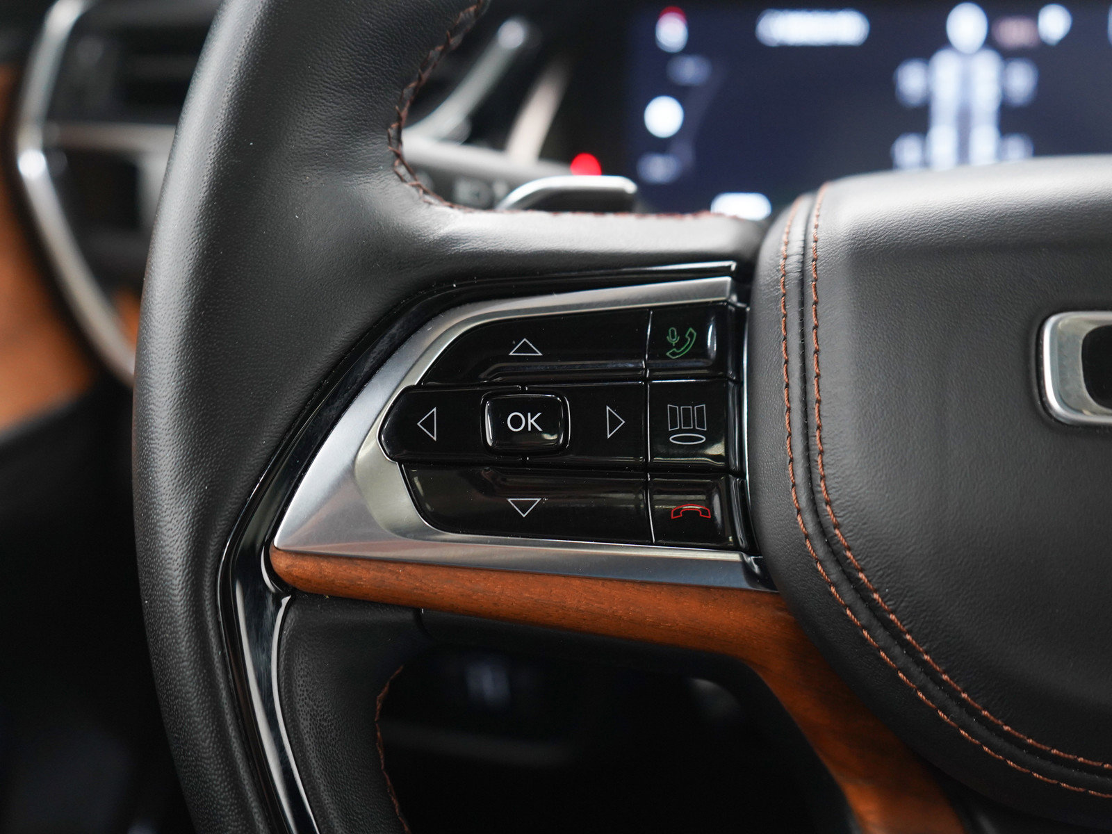 Used 2023 Jeep Grand Cherokee Summit image 27