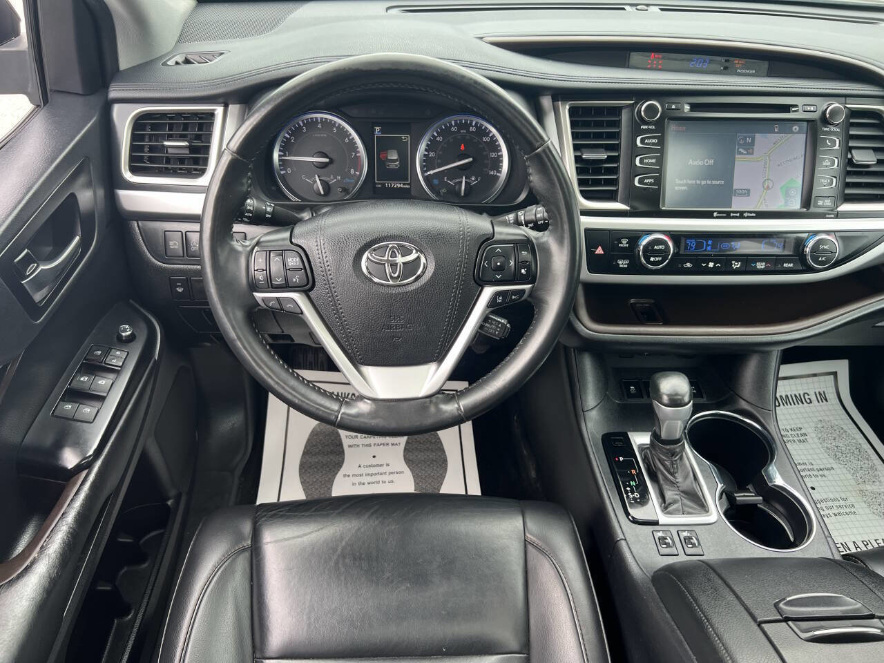 Used 2019 Toyota Highlander XLE image 24