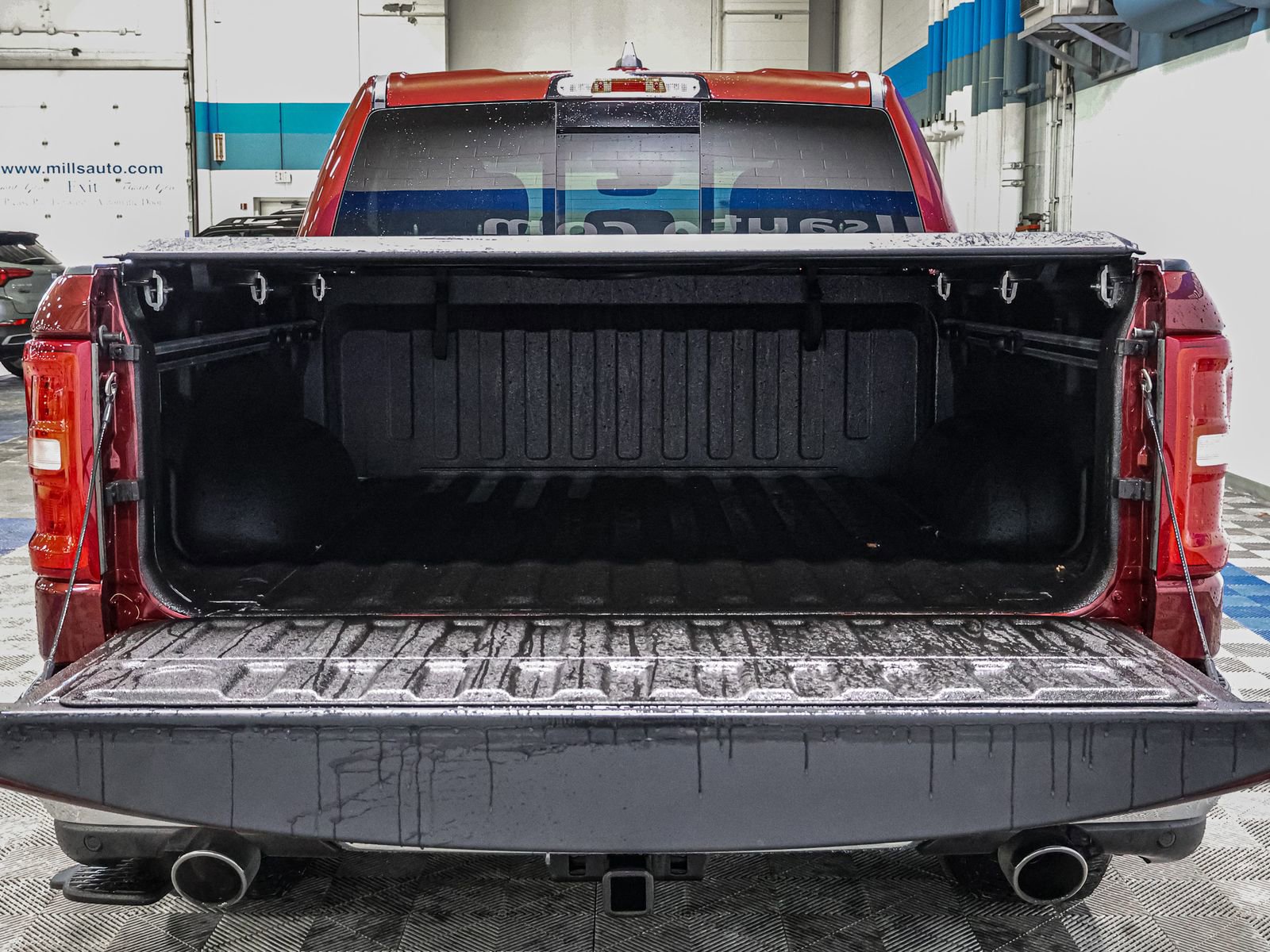 Used 2025 RAM 1500 Big Horn image 17