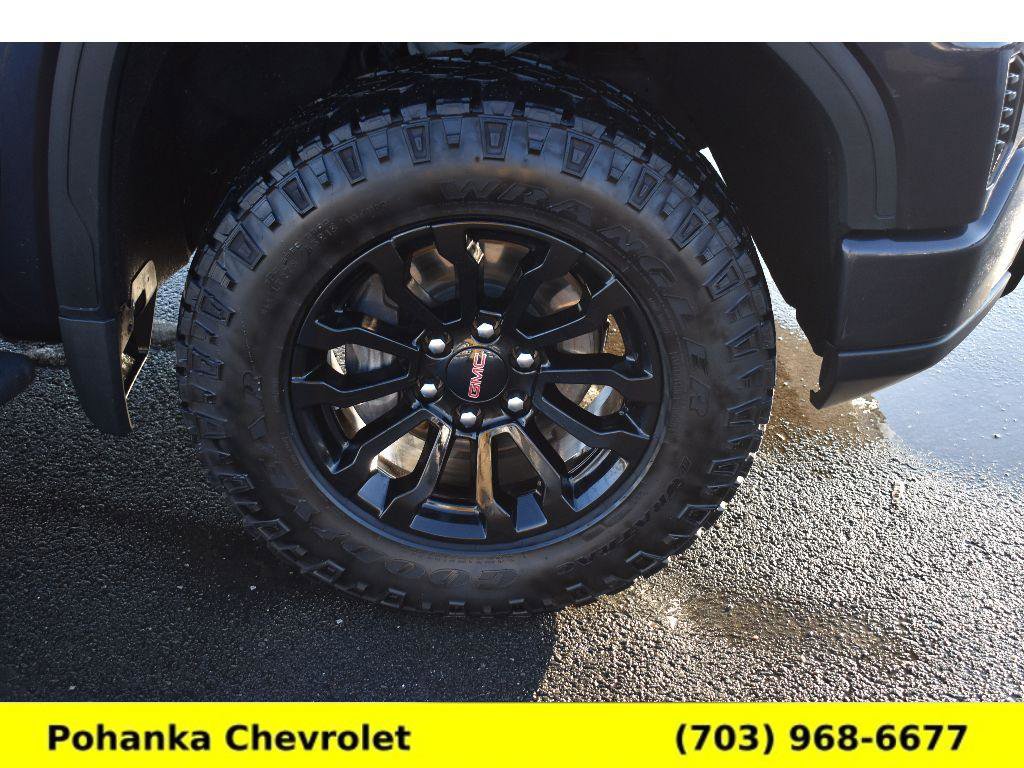 Used 2022 GMC Sierra 1500 AT4X image 32