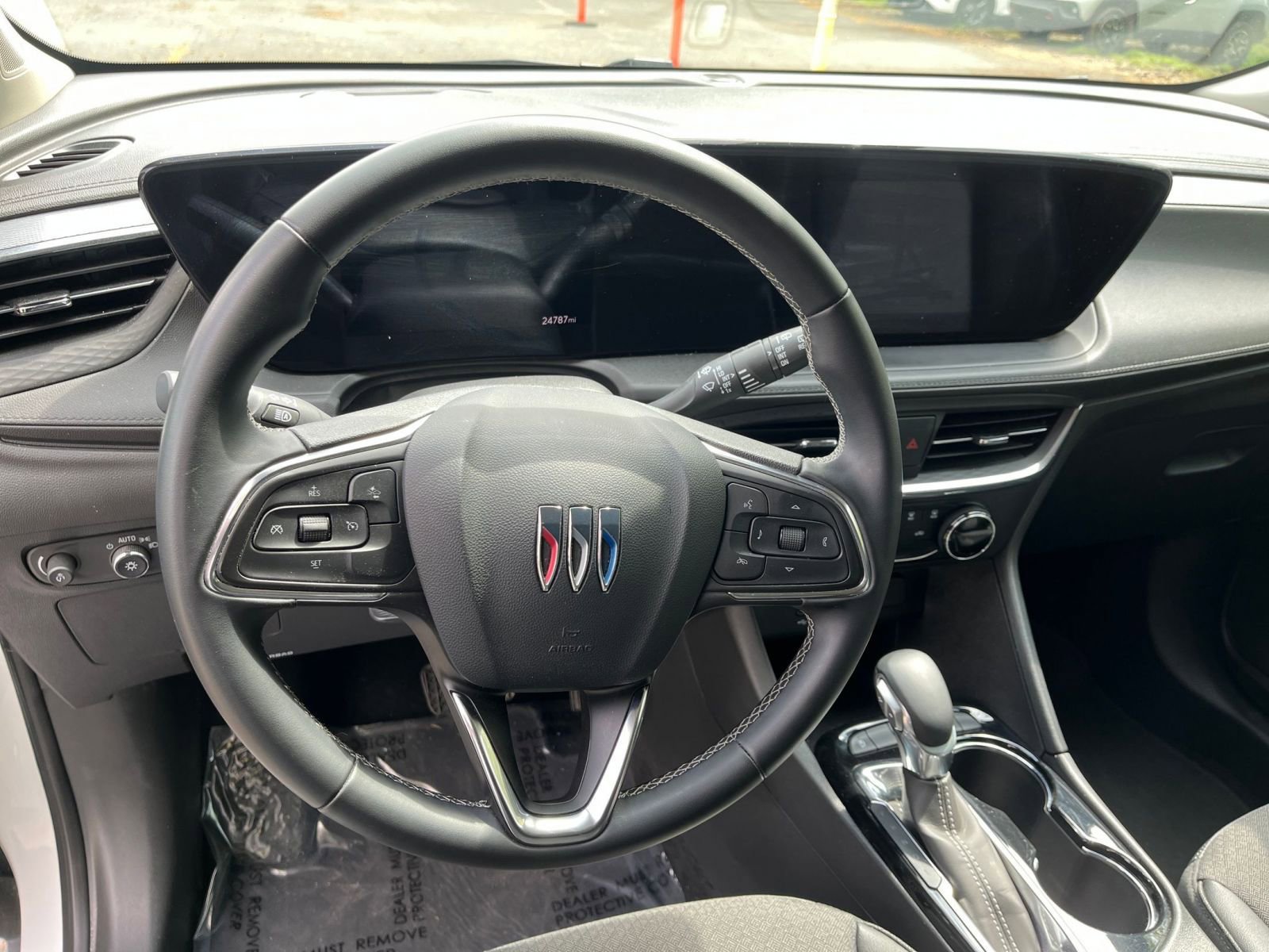 Used 2025 Buick Encore GX Preferred image 27