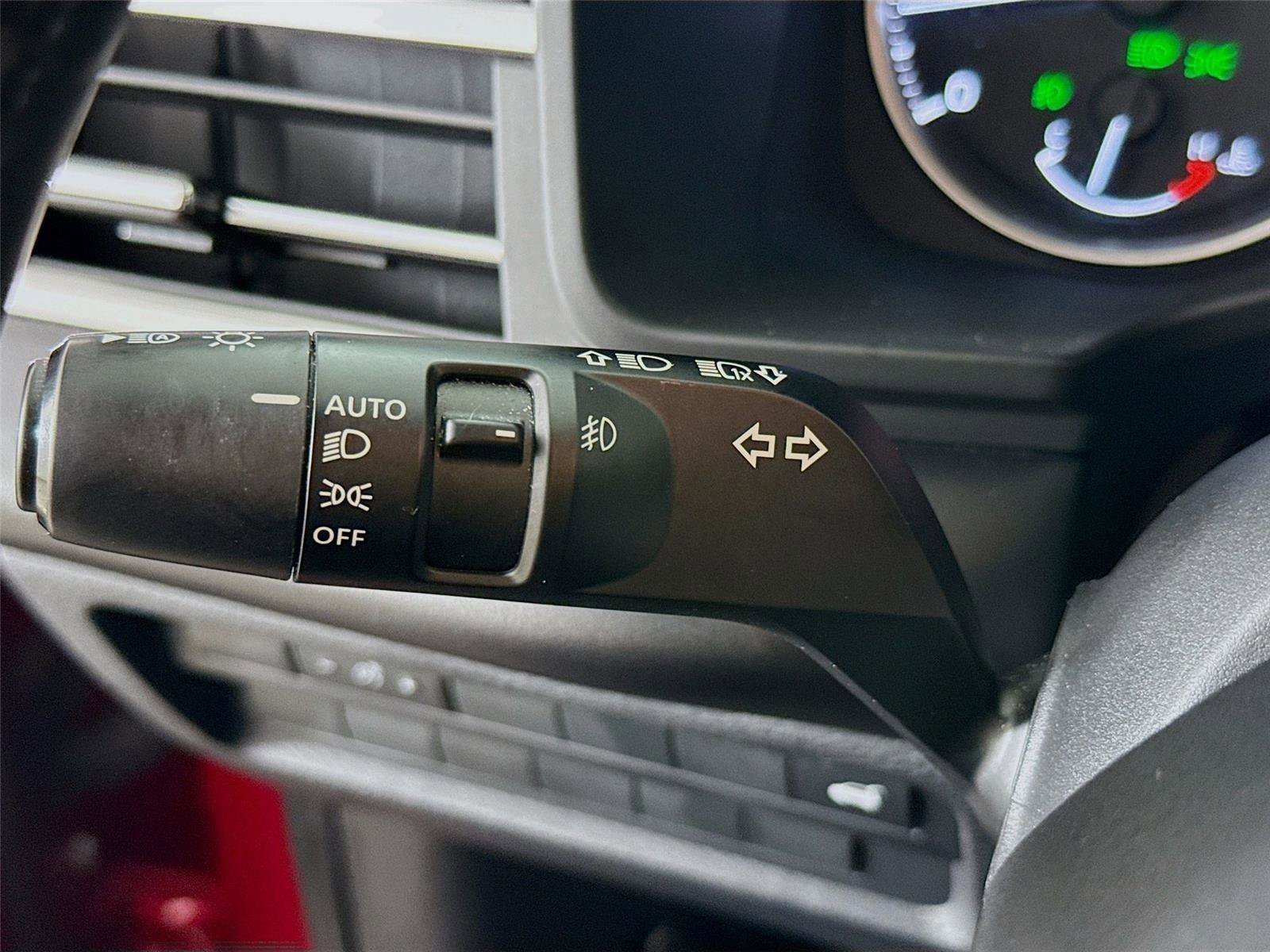 Used 2022 Mitsubishi Outlander SE FWD image 5