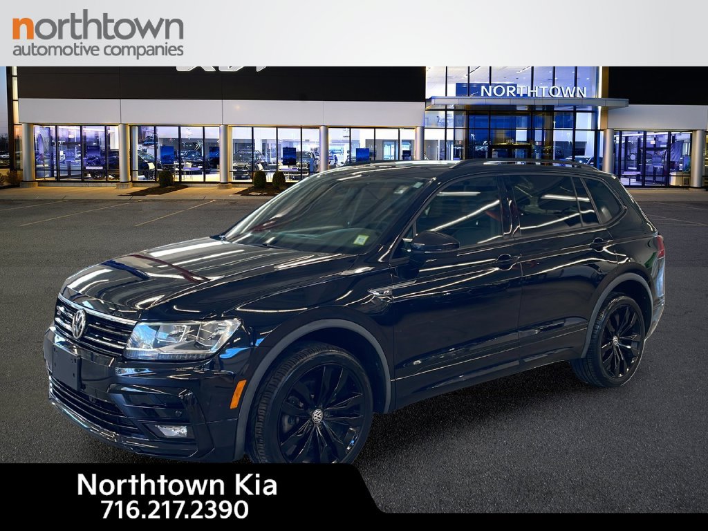 Used 2020 Volkswagen Tiguan SE R-Line AWD/4WD image 1