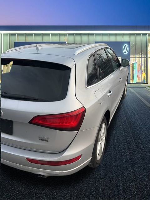 Used 2016 Audi Q5 2.0T Premium Plus w/ Technology Package image 24