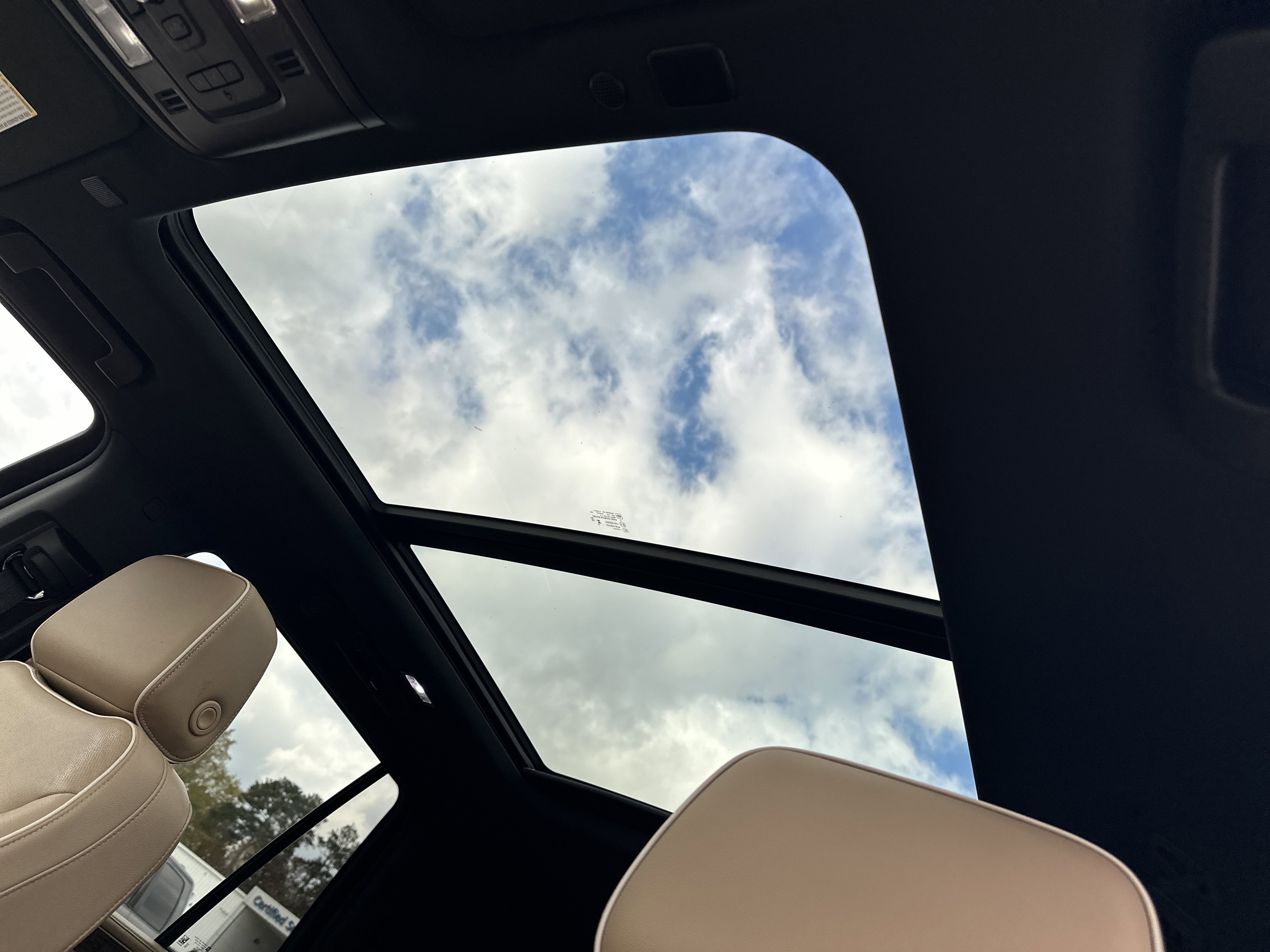 Certified 2023 Chevrolet Tahoe Premier w/ Premium Package 2 image 34