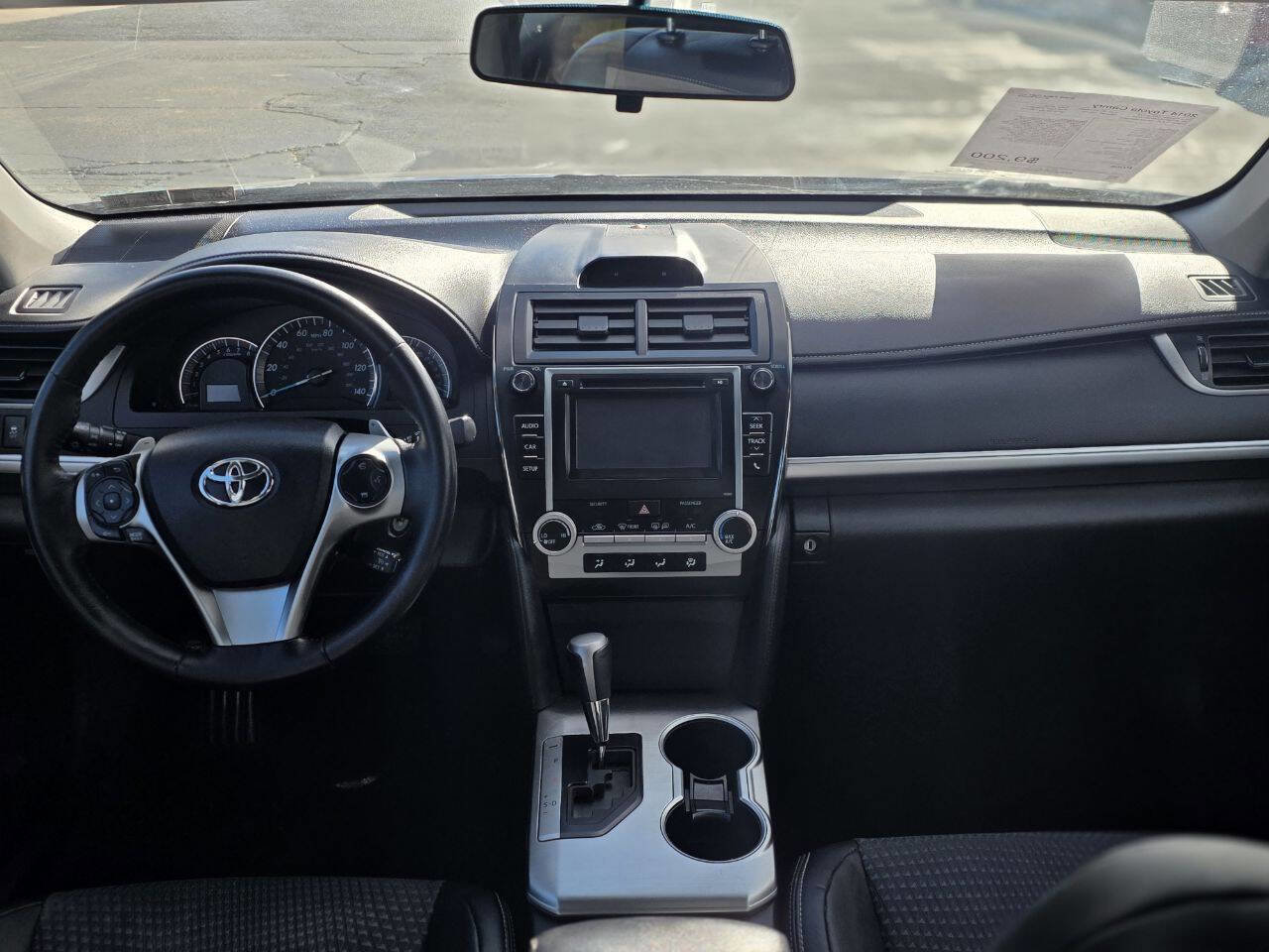 Used 2014 Toyota Camry SE image 13