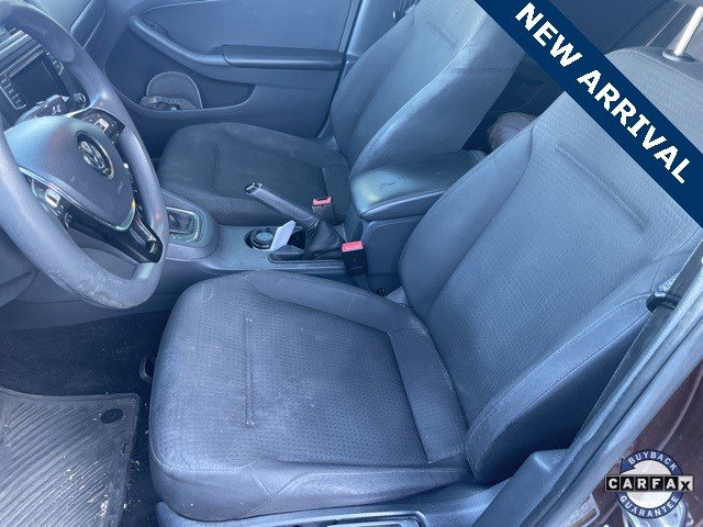 Used 2016 Volkswagen Jetta S image 9