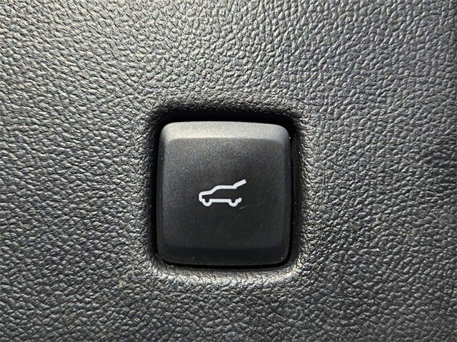 Used 2023 Ford Escape Platinum image 14