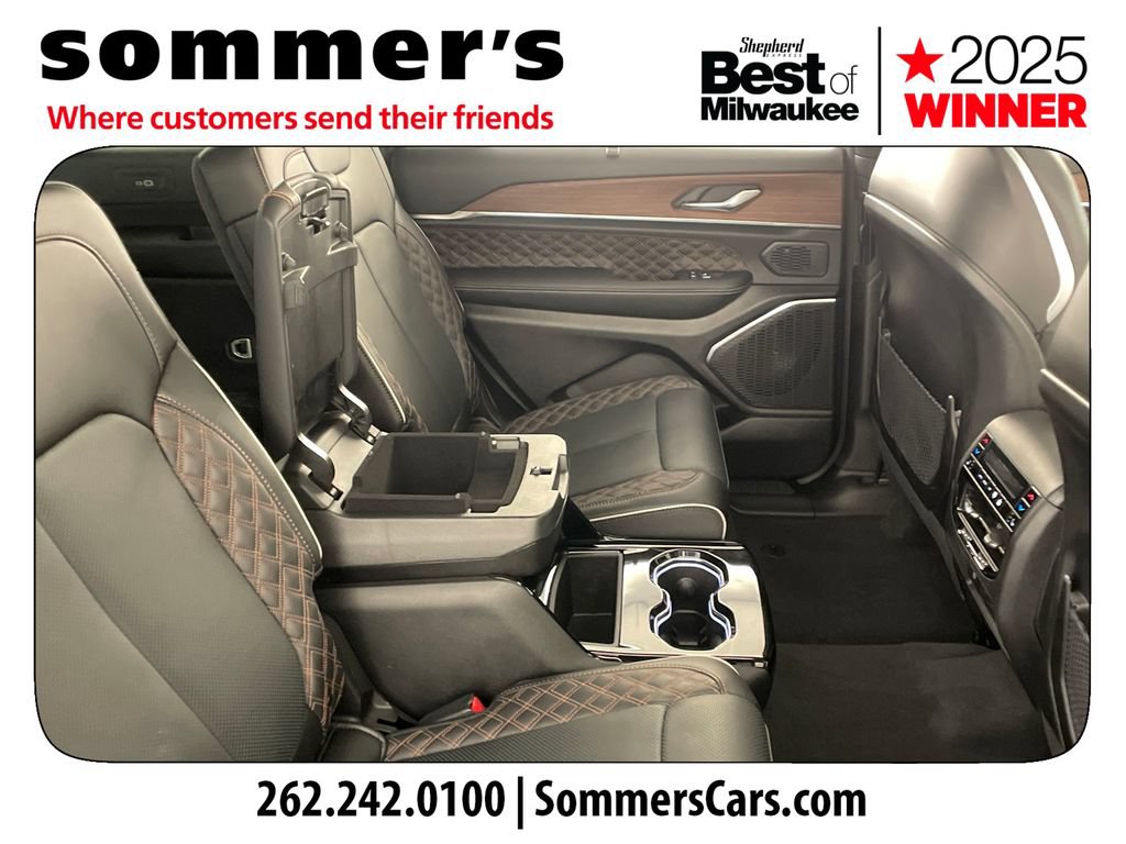 Used 2025 Jeep Grand Cherokee L Summit w/ Obsidian Package AWD/4WD image 27