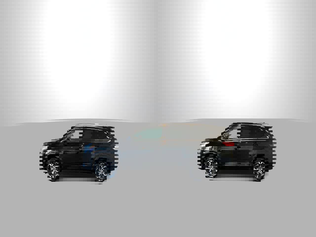 Used 2018 Toyota Highlander XLE image 5