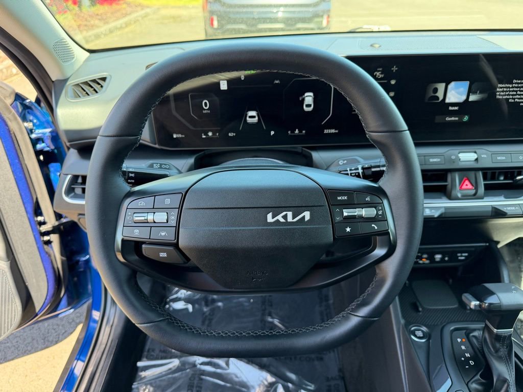 Used 2025 Kia K4 EX image 19