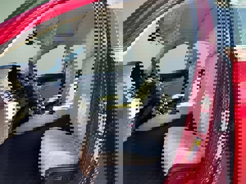 Used 2019 Honda Accord EX image 10