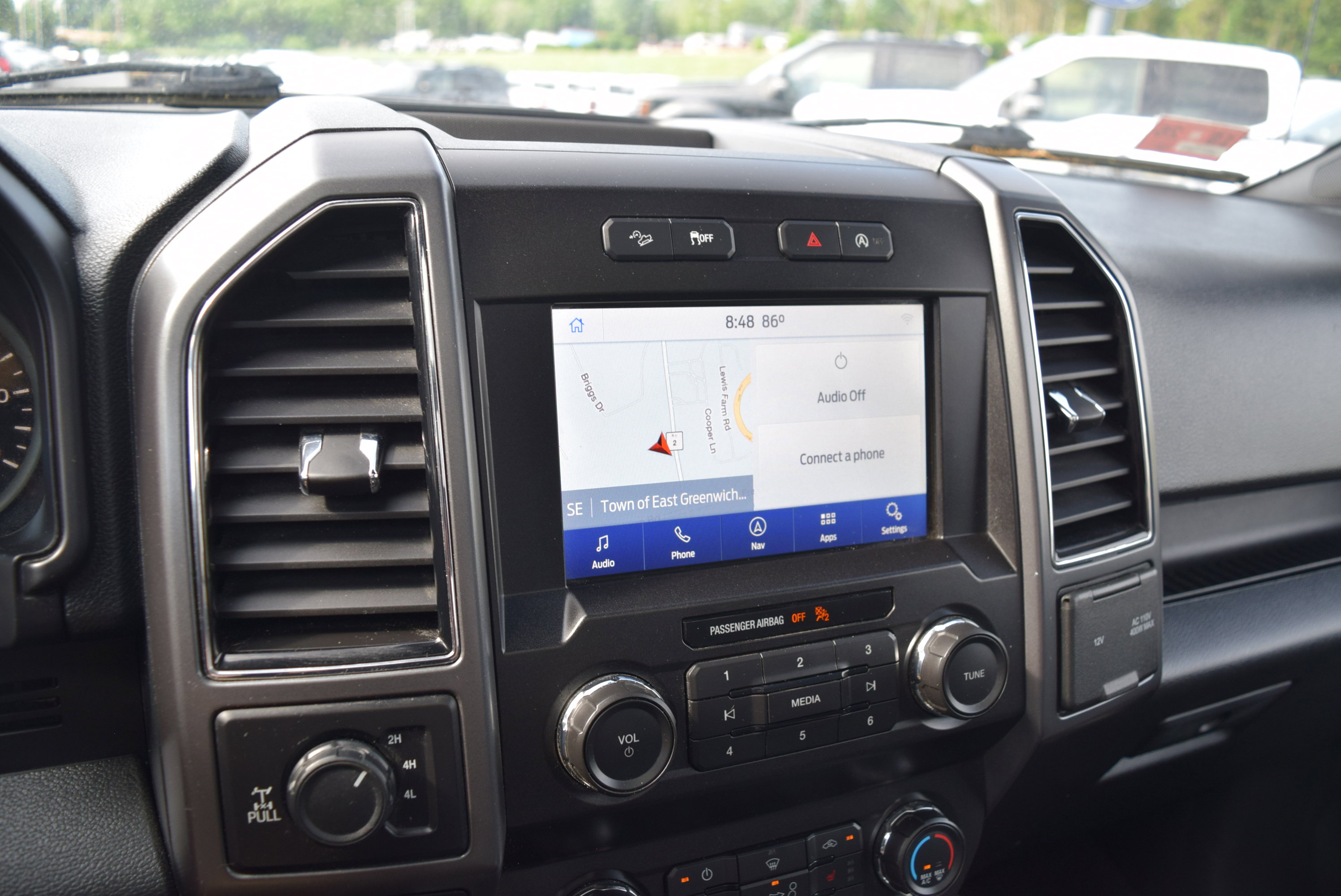 Used 2020 Ford F150 XLT w/ Equipment Group 302A Luxury AWD/4WD image 17