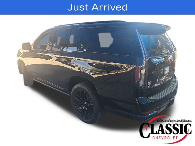 Used 2024 Cadillac Escalade Sport w/ LPO, ONYX Package image 17