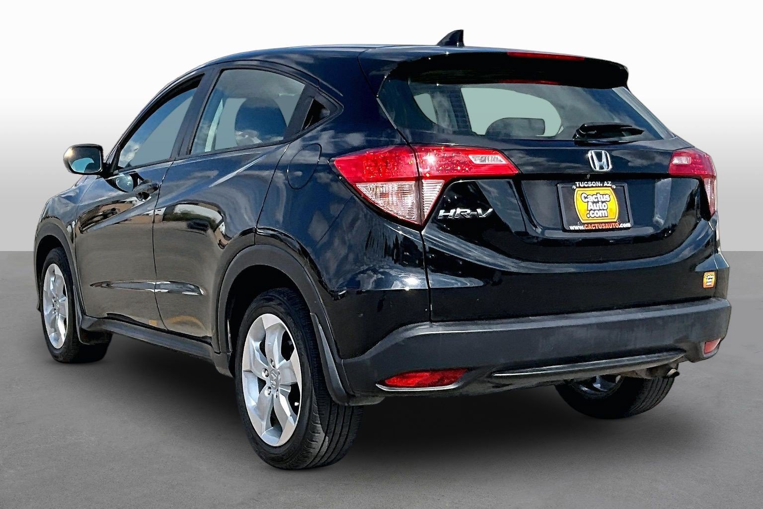 Used 2016 Honda HR-V LX image 10