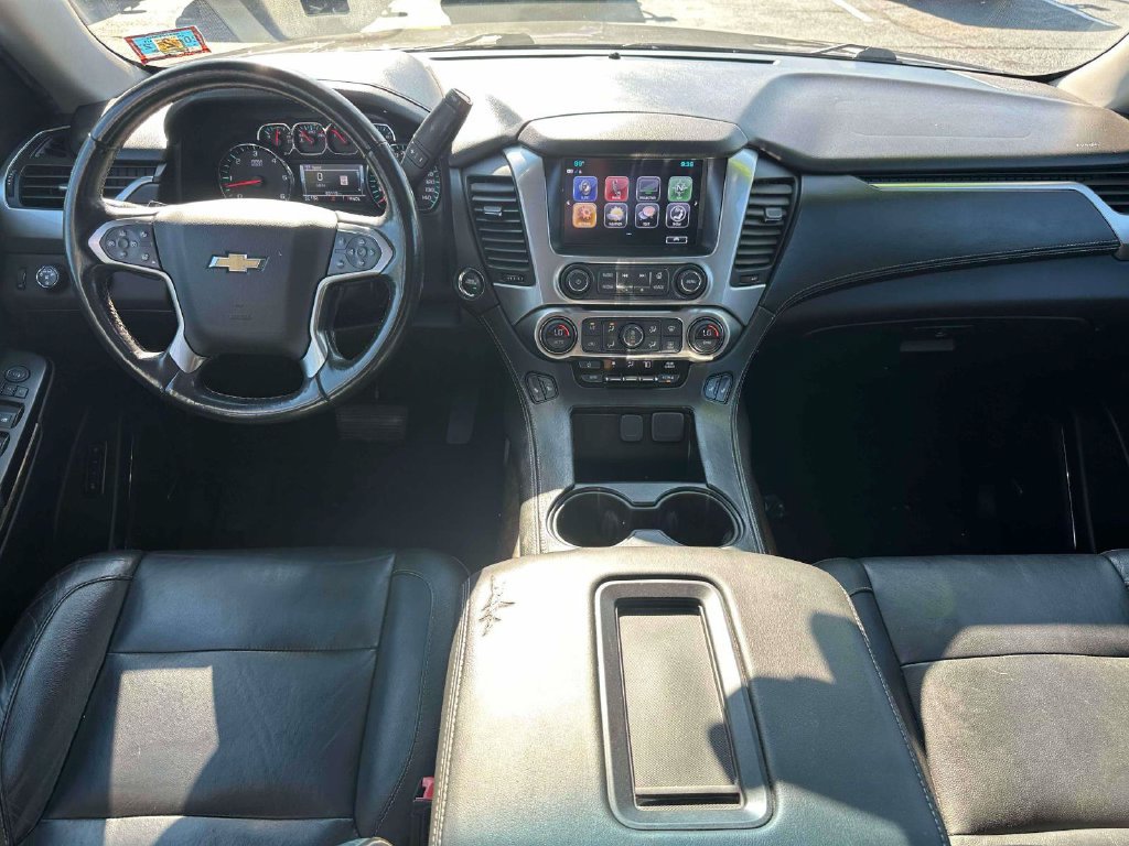 Used 2018 Chevrolet Tahoe LT w/ Luxury Package AWD/4WD image 13