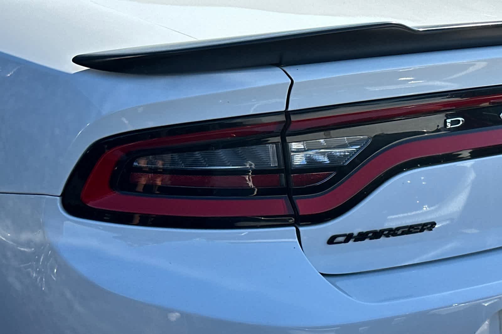 Used 2017 Dodge Charger SE w/ Blacktop Package RWD image 14