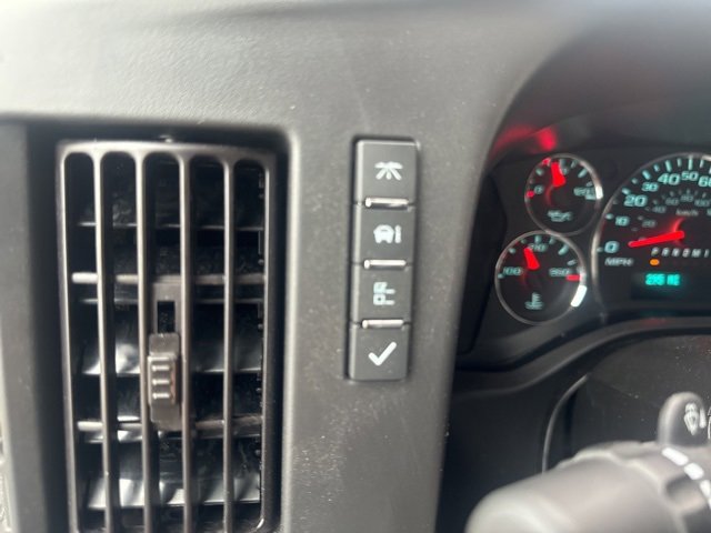 New 2024 Chevrolet Express 3500 w/ Power Convenience Package image 9