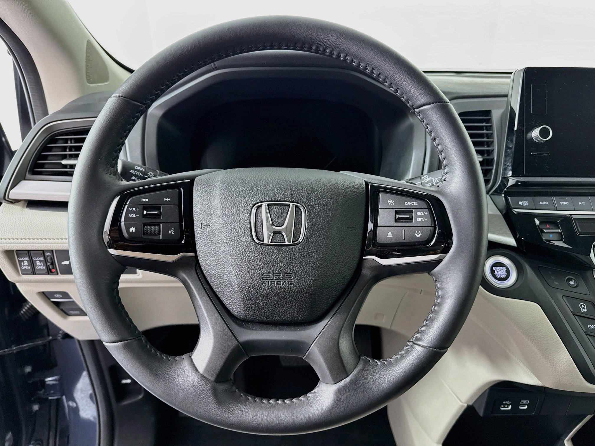 Certified 2025 Honda Odyssey EX-L image 11