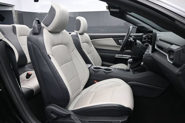 Used 2025 Ford Mustang GT Premium RWD image 22