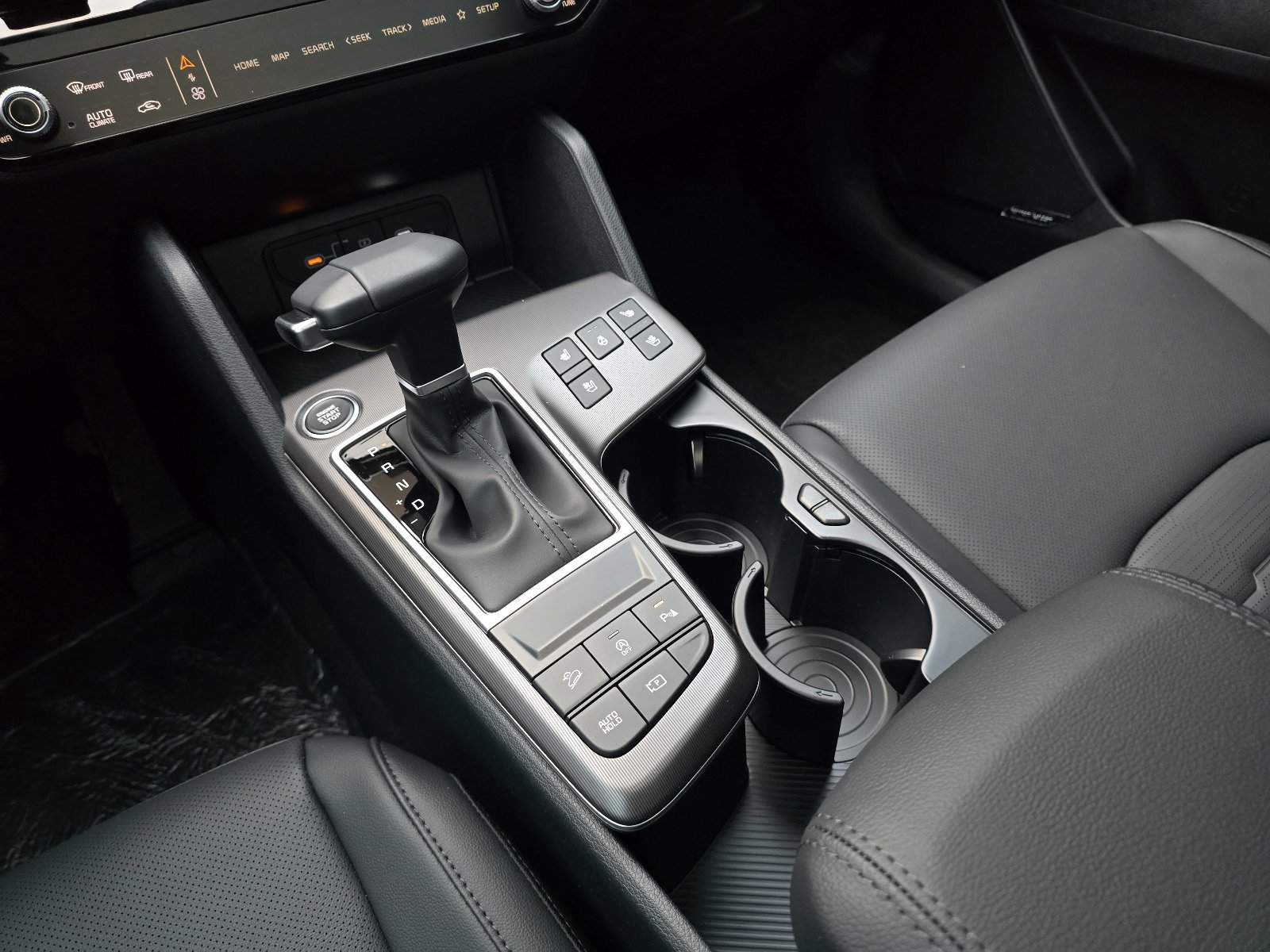 New 2026 Kia Sportage SX image 9