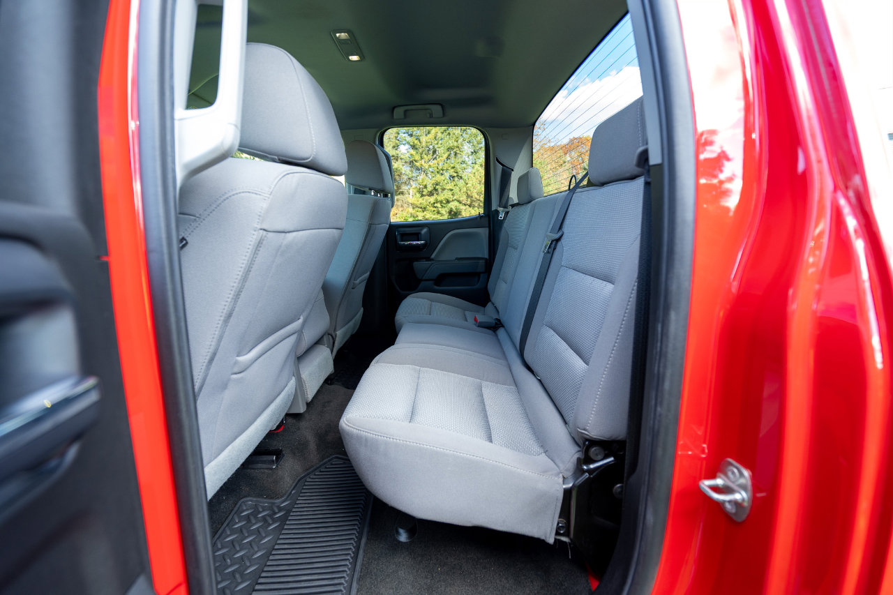 Used 2018 Chevrolet Silverado 1500 Custom image 19