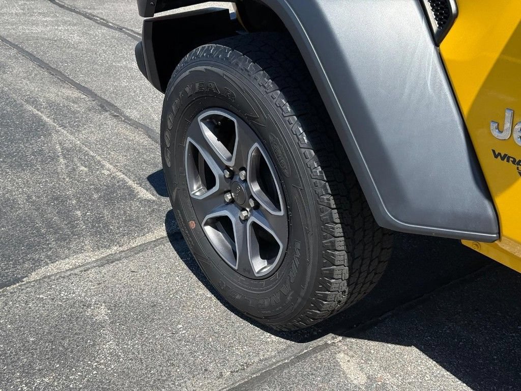 Used 2019 Jeep Wrangler Unlimited Sport S AWD/4WD image 11