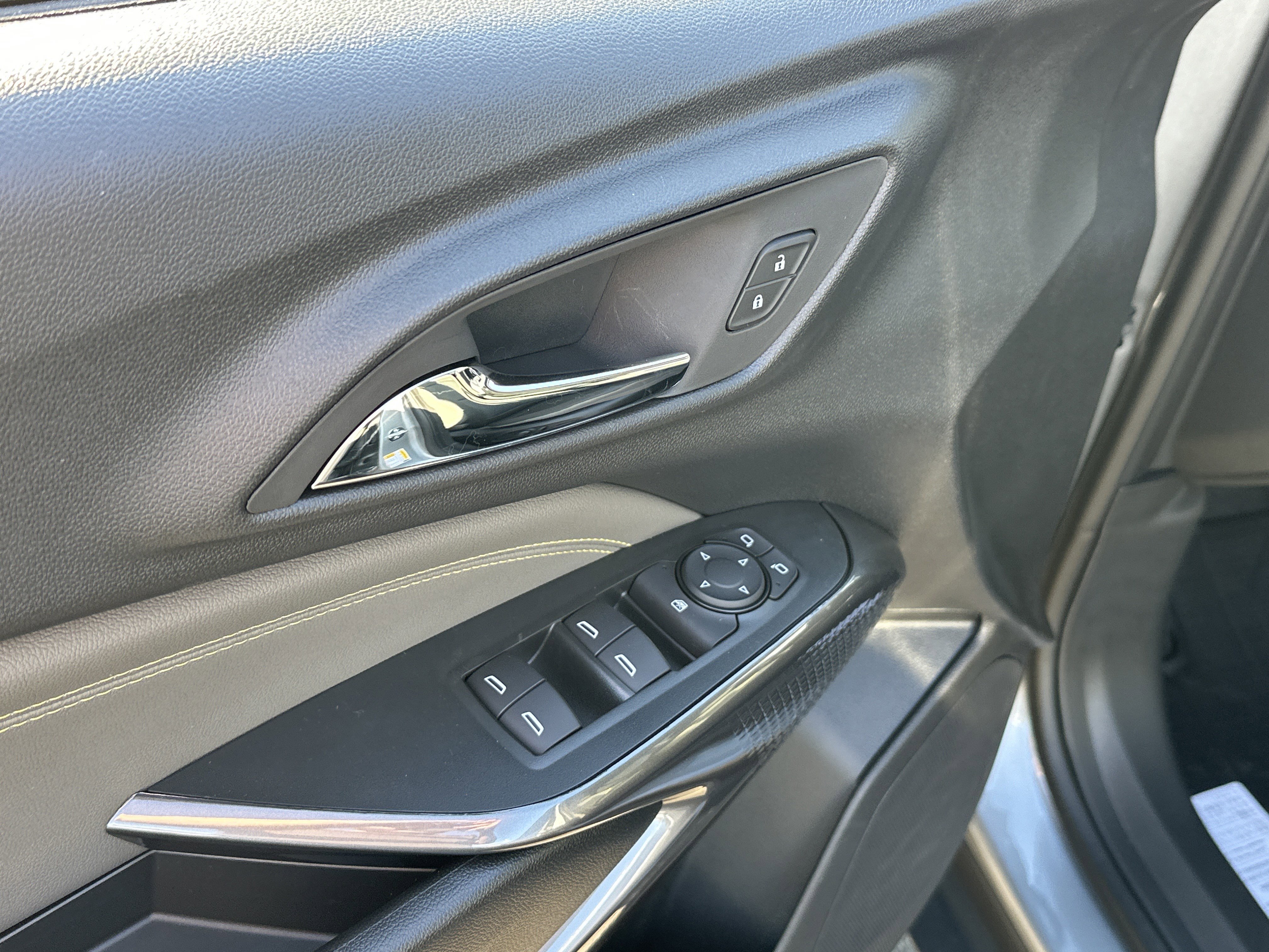 New 2026 Chevrolet Trax ACTIV w/ Sunroof Package image 14