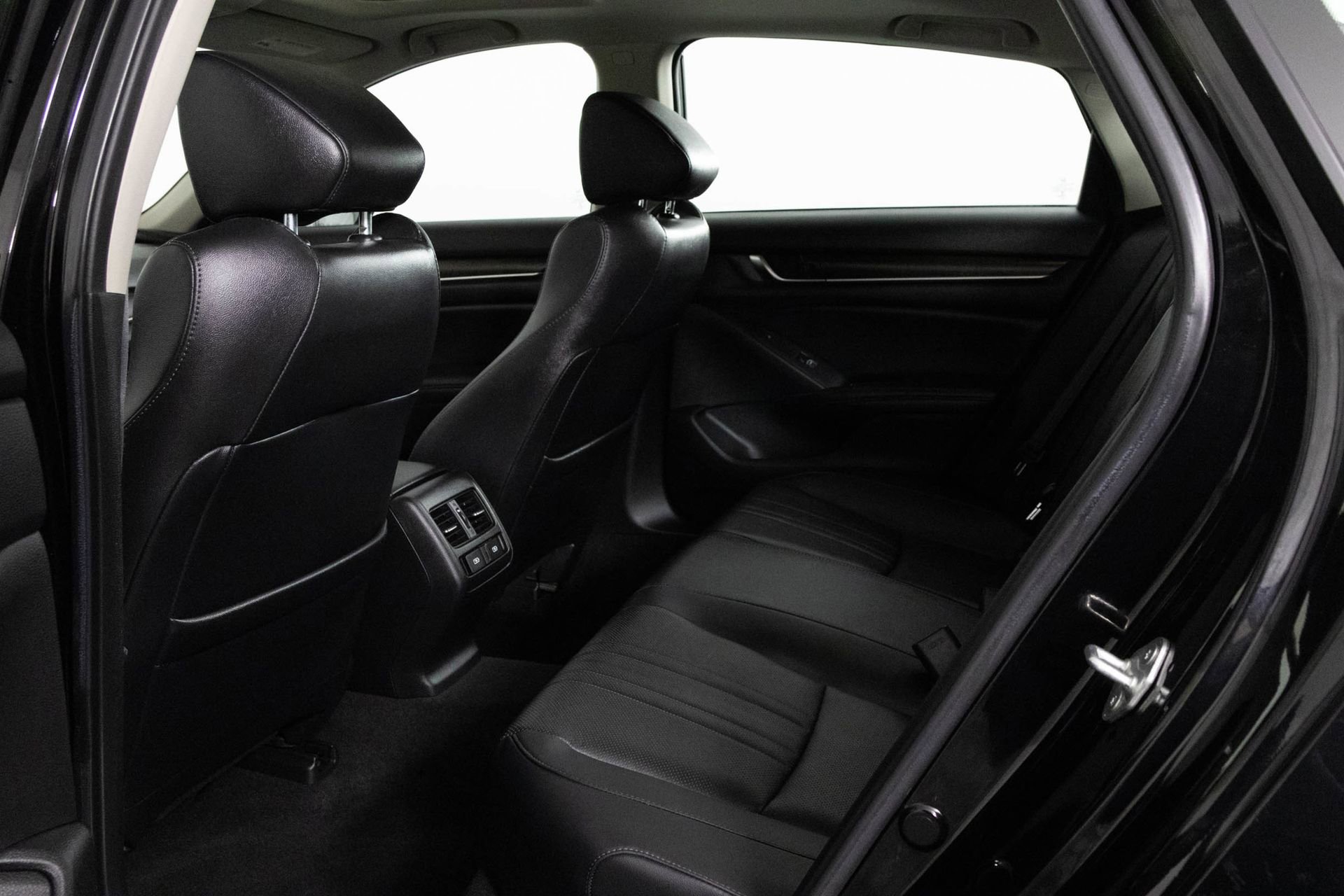 Used 2021 Honda Accord Touring image 33