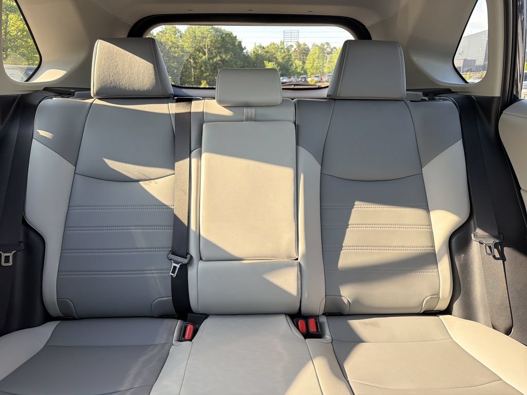 Used 2025 Toyota RAV4 XLE Premium FWD image 25